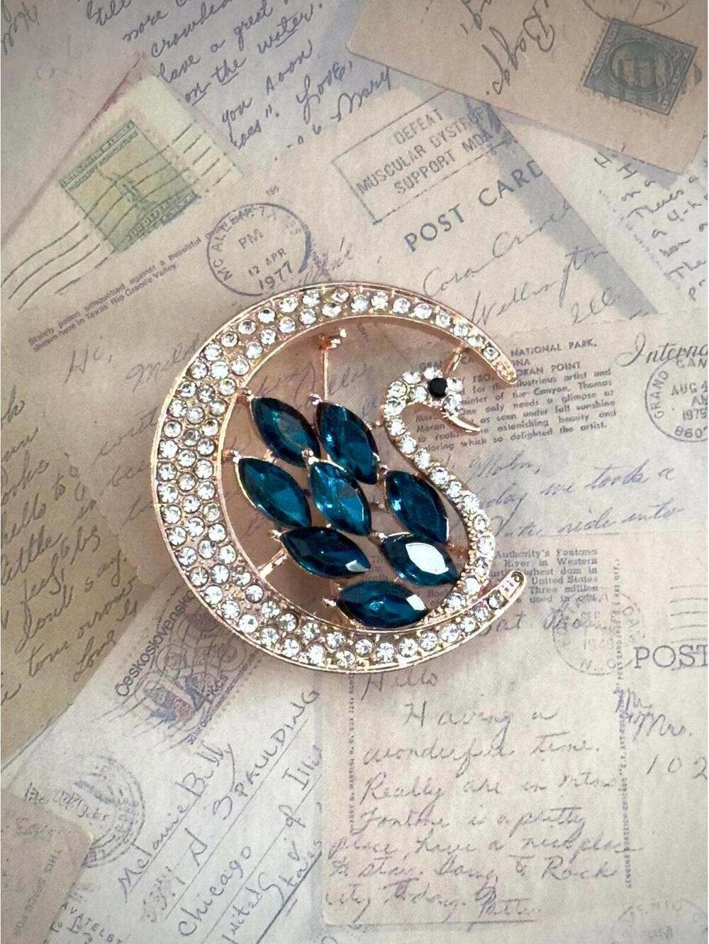Swan in Moonlight Brooch — Vintage Rhinestone Statement Piece